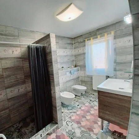 Casa Alesia Două Mai