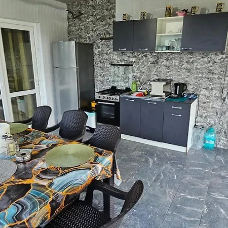 Semesterbostad Casa Alesia